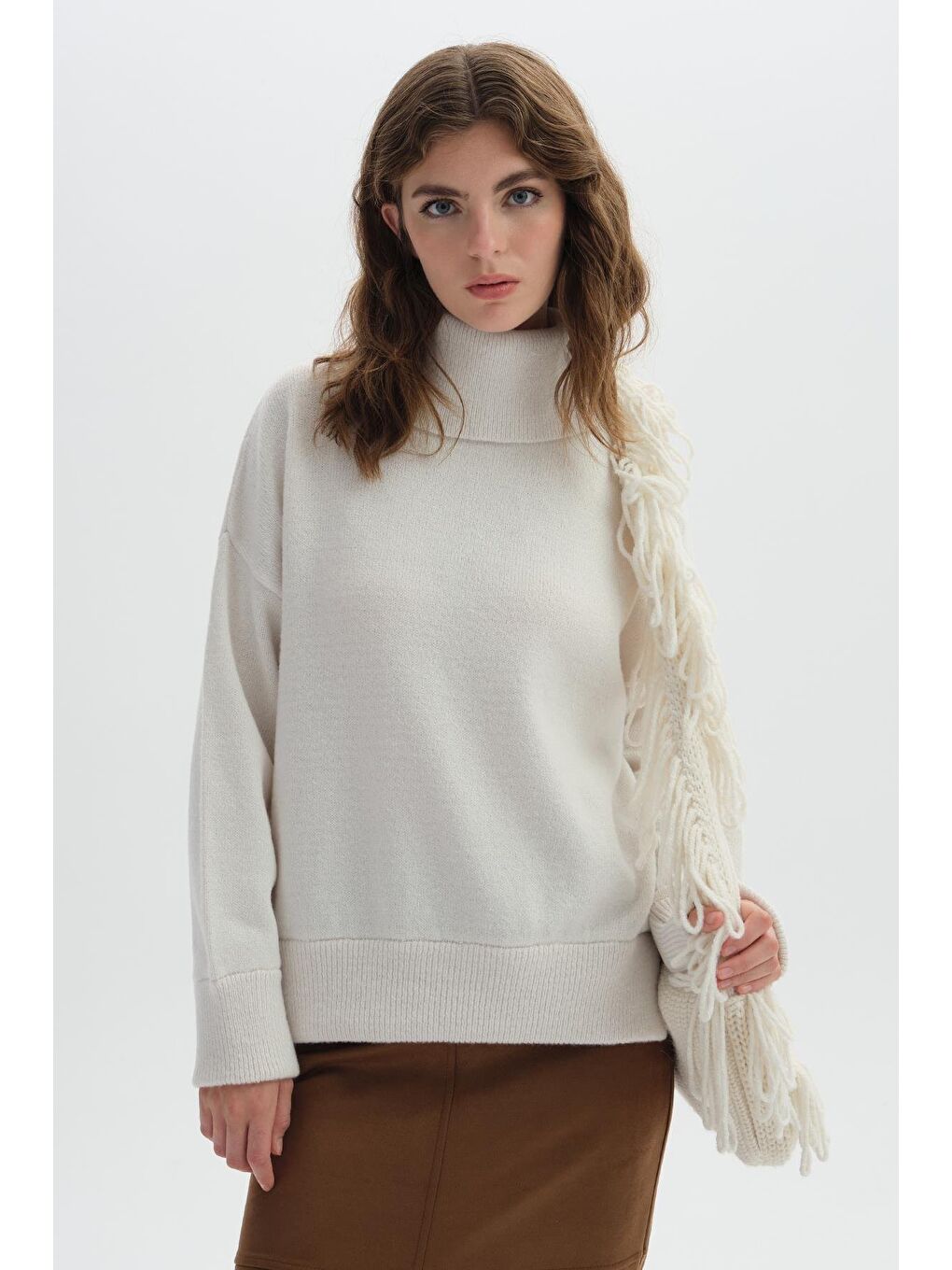 Ekru Balıkçı Yaka Triko Kazak-2