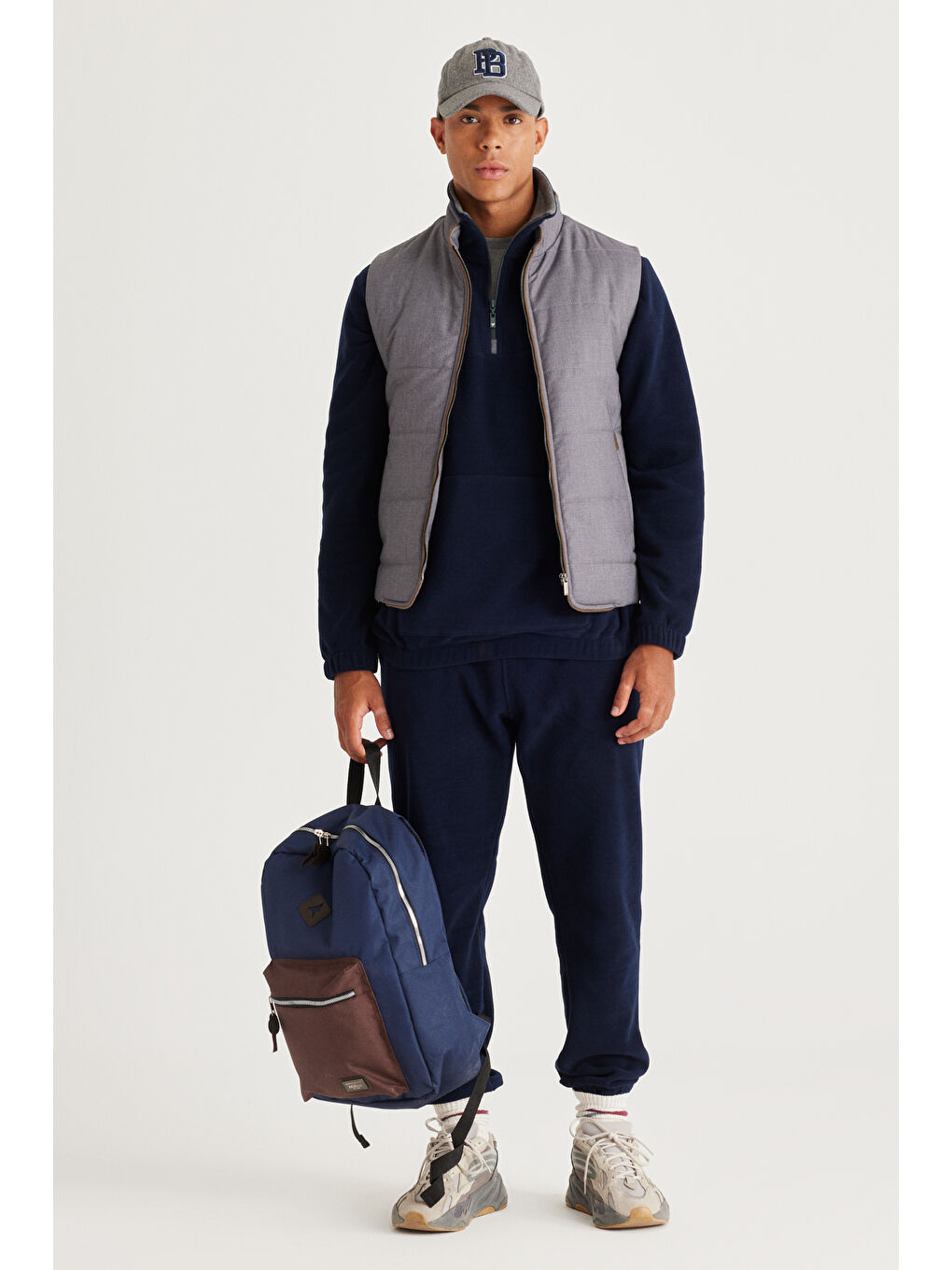 Erkek Gri Standart Fit Normal Kesim Yelek-1