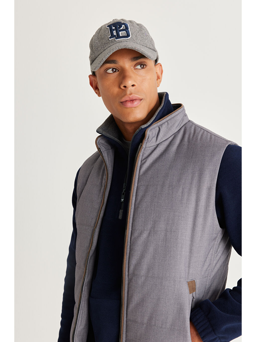 Erkek Gri Standart Fit Normal Kesim Yelek-4