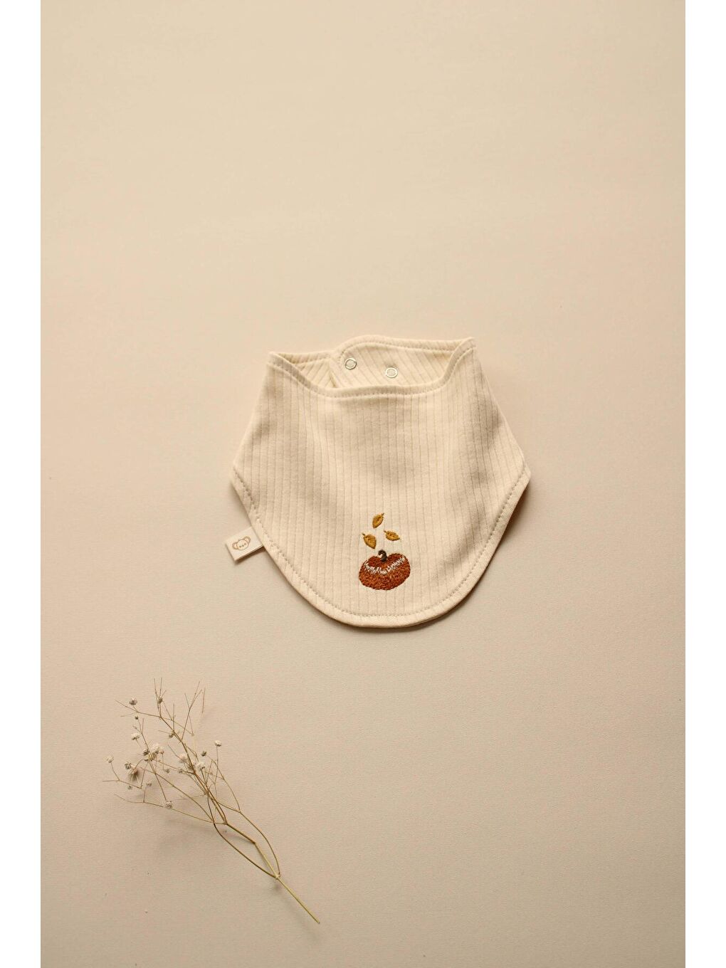 Balkabağı Nakışlı Fular Önlük-2