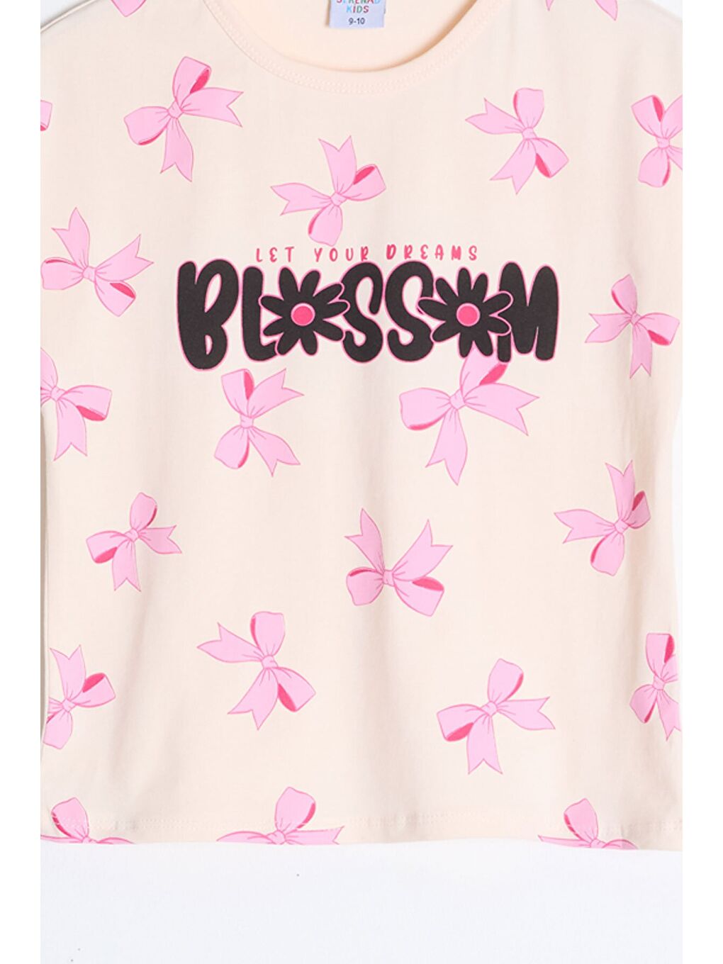 Pembe Pudra Fiyonk Desenli Bisiklet Yaka Tişörtlü Kız Çocuk Şortlu Takım 23901-3