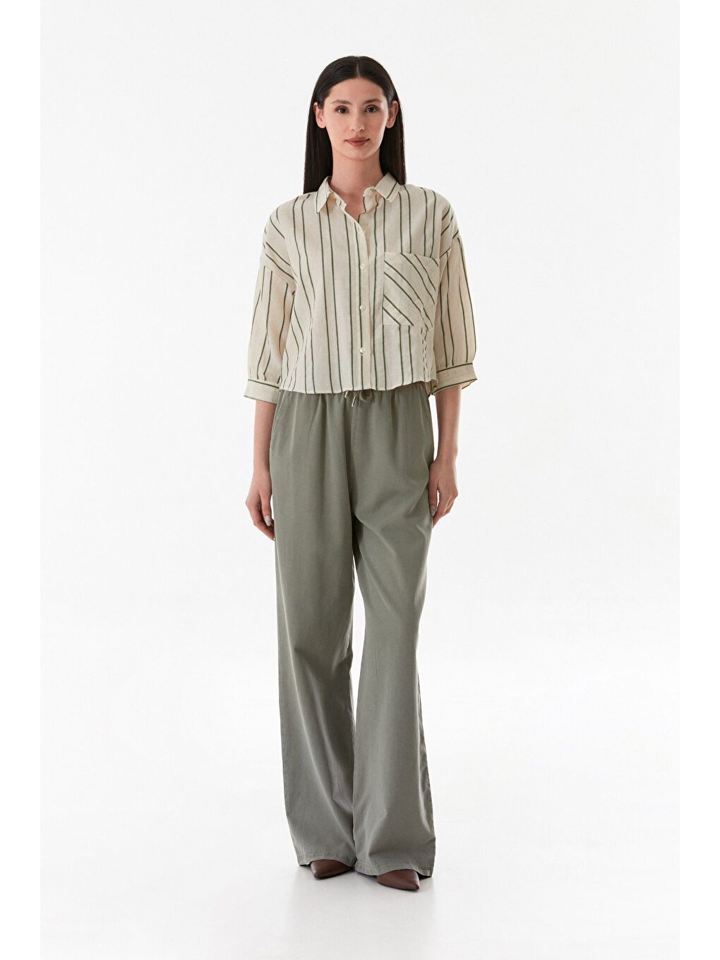Yeşil Çizgili Arkası Uzun Keten Gömlek-1