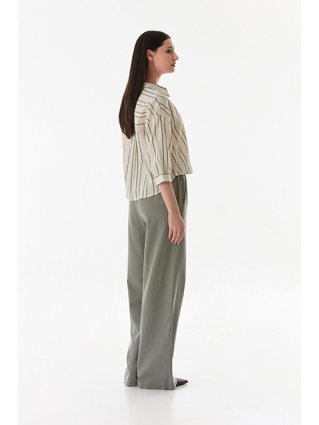 Yeşil Çizgili Arkası Uzun Keten Gömlek-4