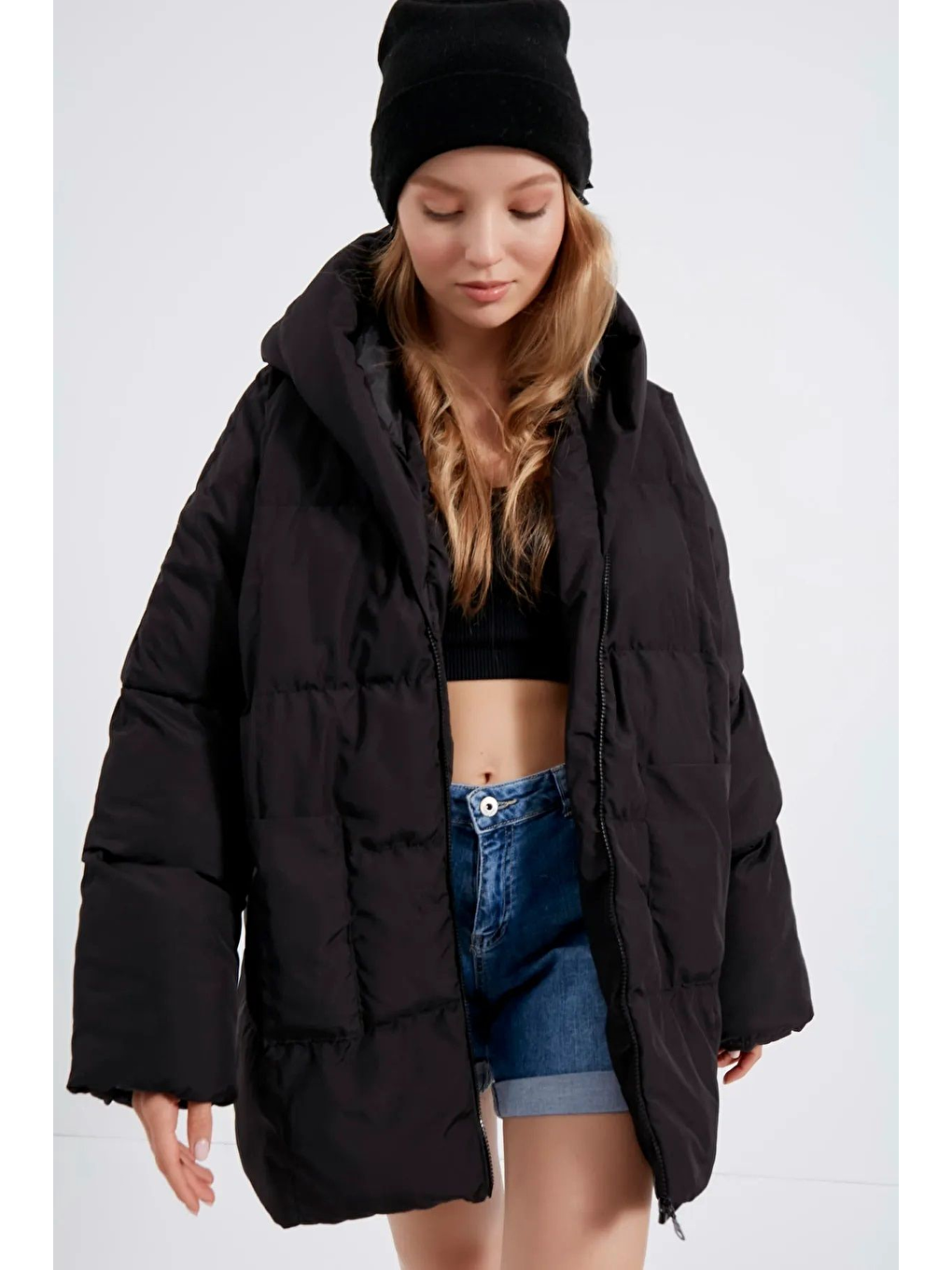 Kadın Siyah Kapüşonlu Şişme Yarasa Mont-2