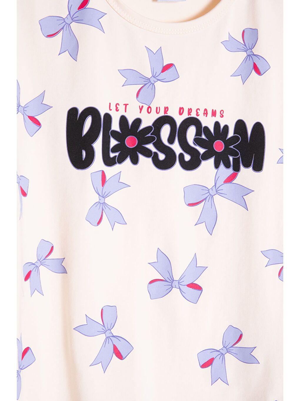 Lila Fiyonk Desenli Bisiklet Yaka Tişörtlü Kız Çocuk Şortlu Takım 23883-2