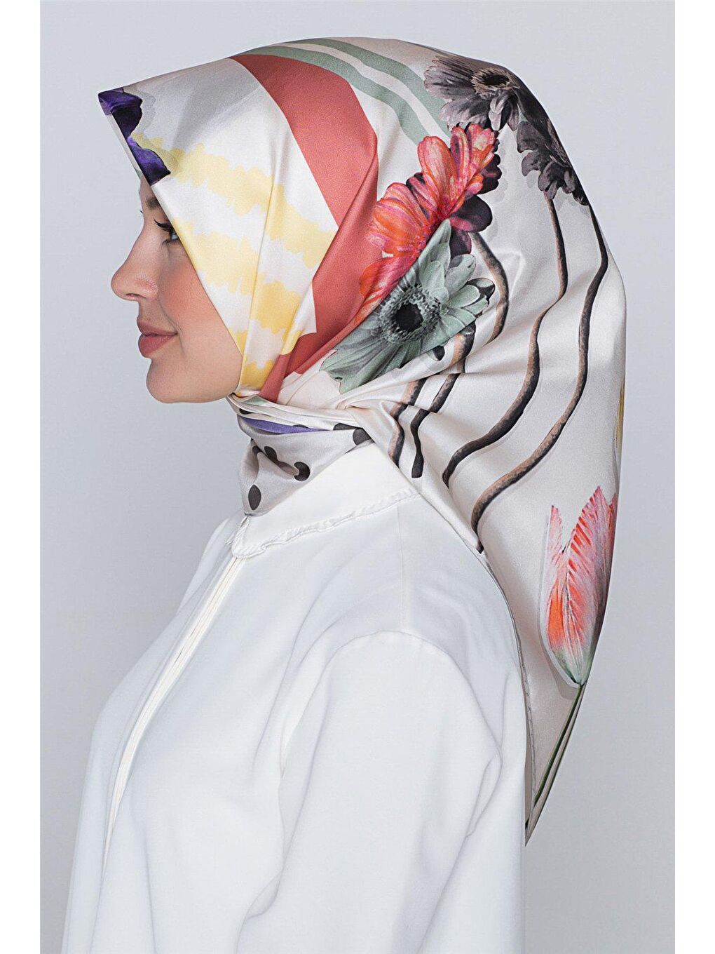 Beyaz Nostalji Twill İpek Eşarp 18Ya7297 81-2