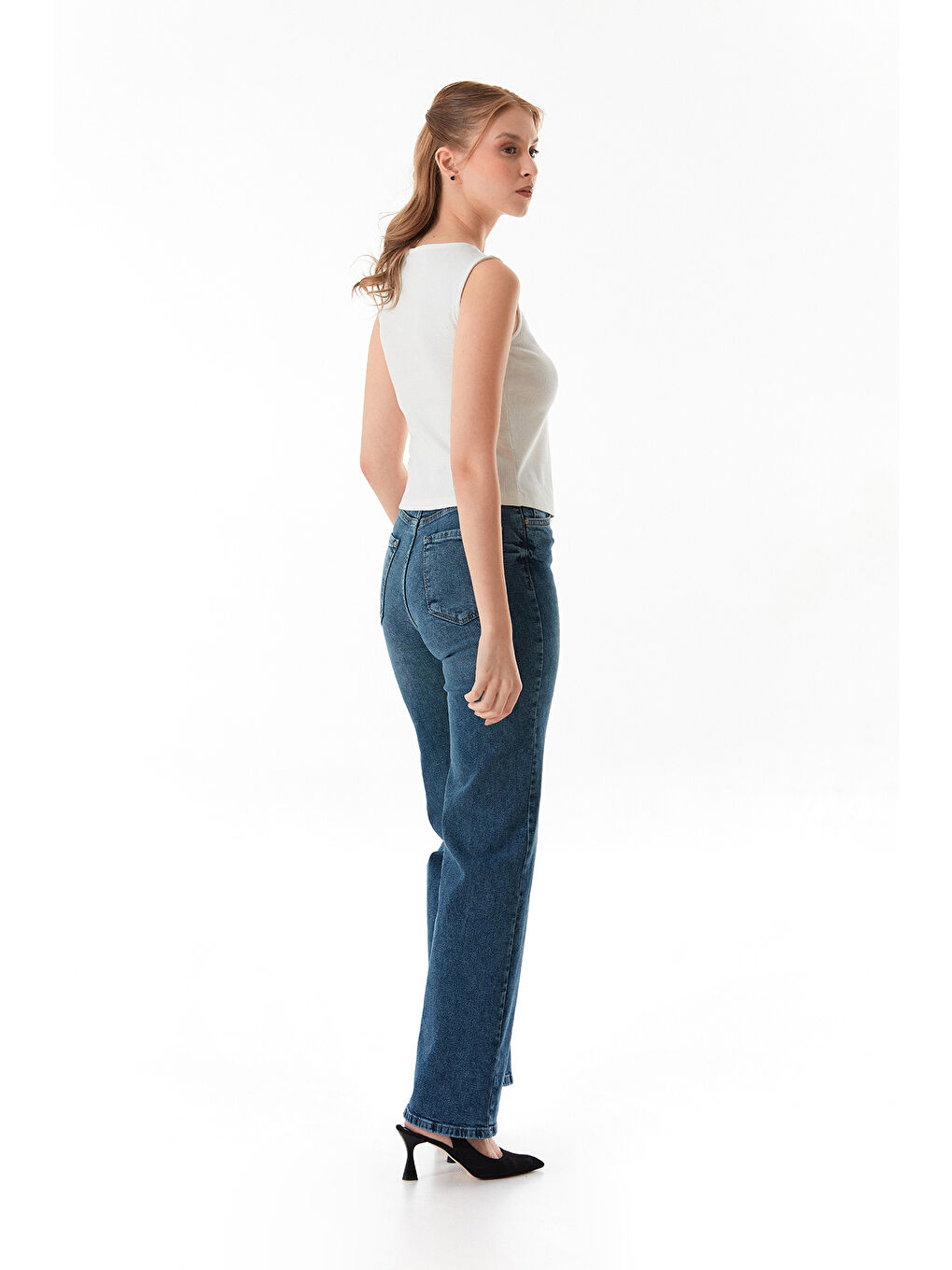 Ekru Düğmeli Geniş Yaka Bluz-3