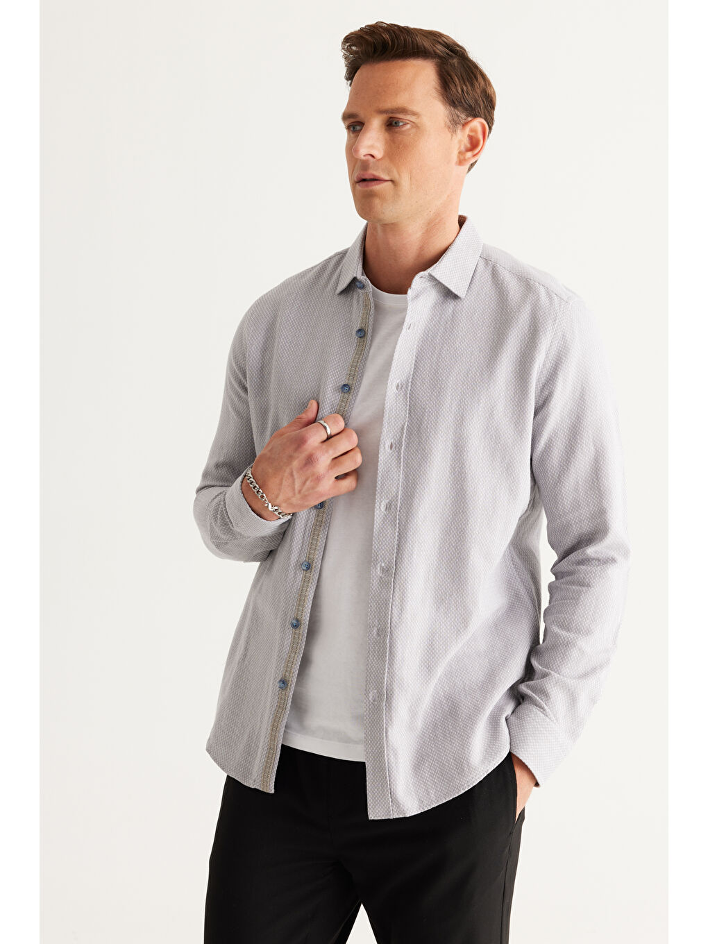 Erkek Gri Slim Fit Dar Kesim Klasik Yaka %100 Pamuk Armürlü Gömlek