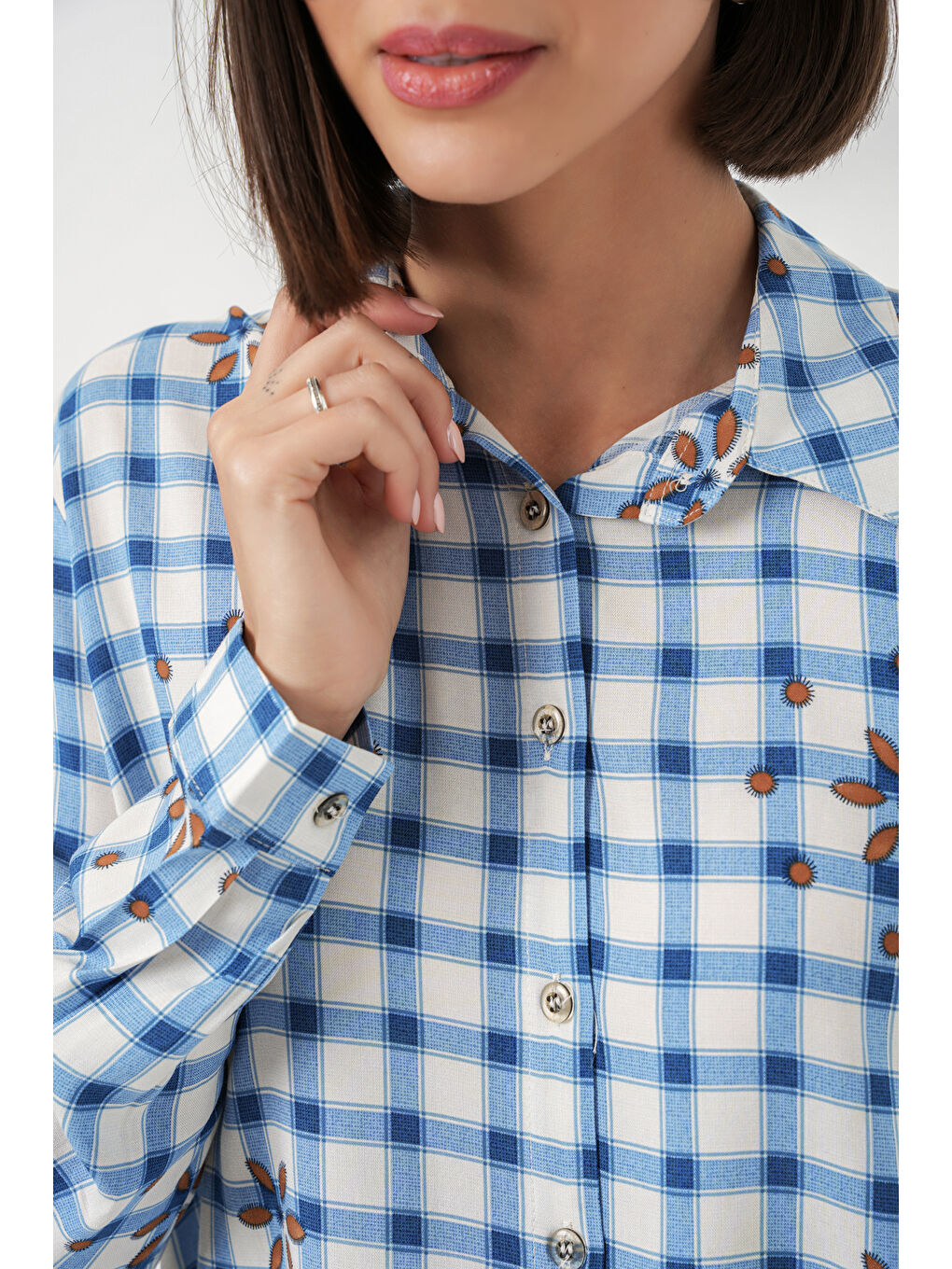 Kadın Desenli Oversize Viskon Gömlek 20371 - Mavi-3