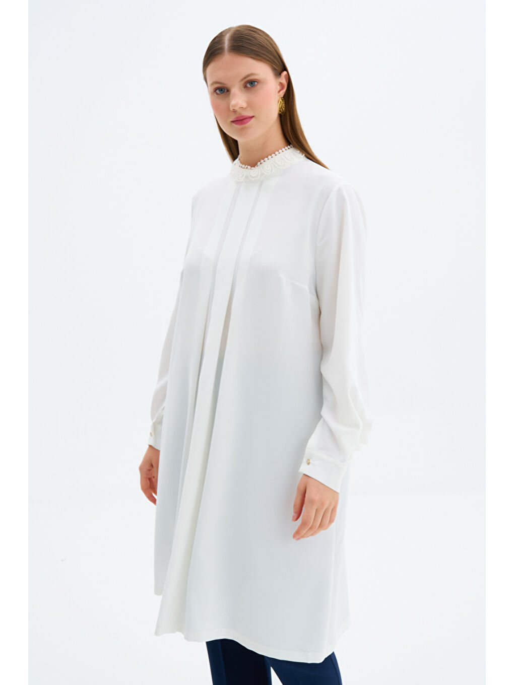 Ekru Yaka Dantel Detaylı Tunik-2