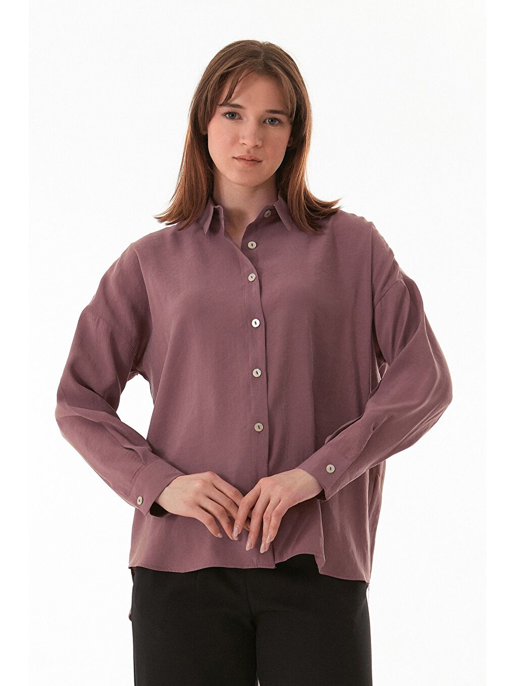 Pembe Basic Oversize Arkası Uzun Düğmeli Gömlek