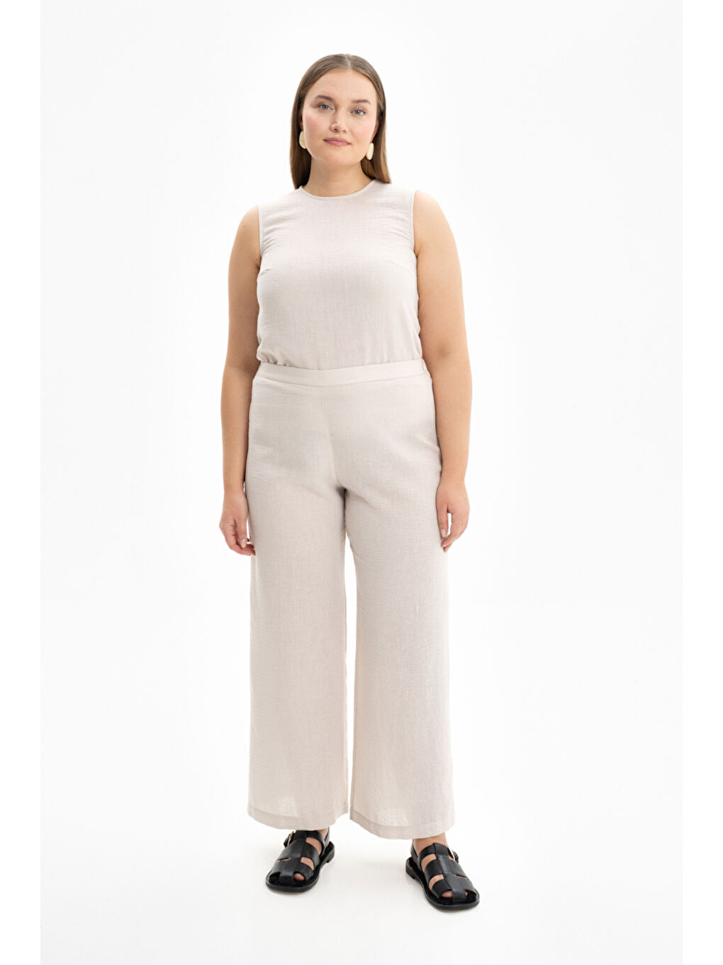 Bej Bol Kesim Basic Pantolon