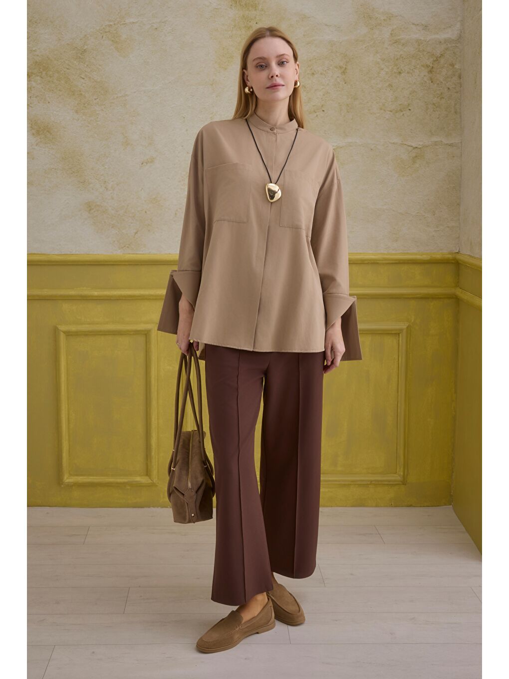 Kahverengi Manşet Detaylı Gömlek Latte-1