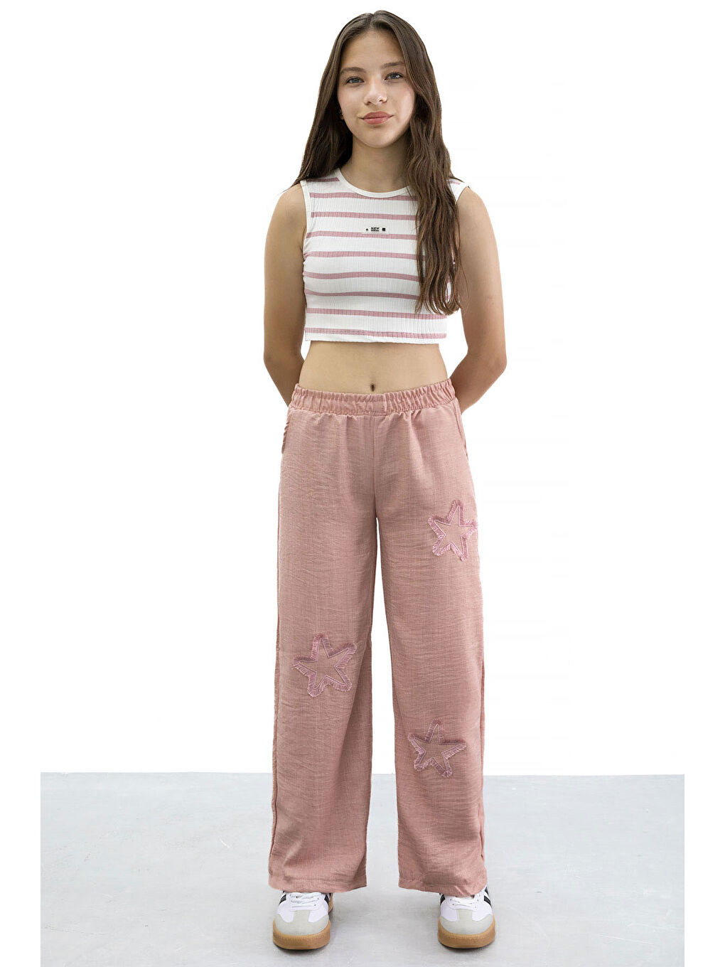 Pembe Somon Yıldız Nakışlı Geniş Paça Rahat Kumaş Kız Çocuk Pantolon 21185-1