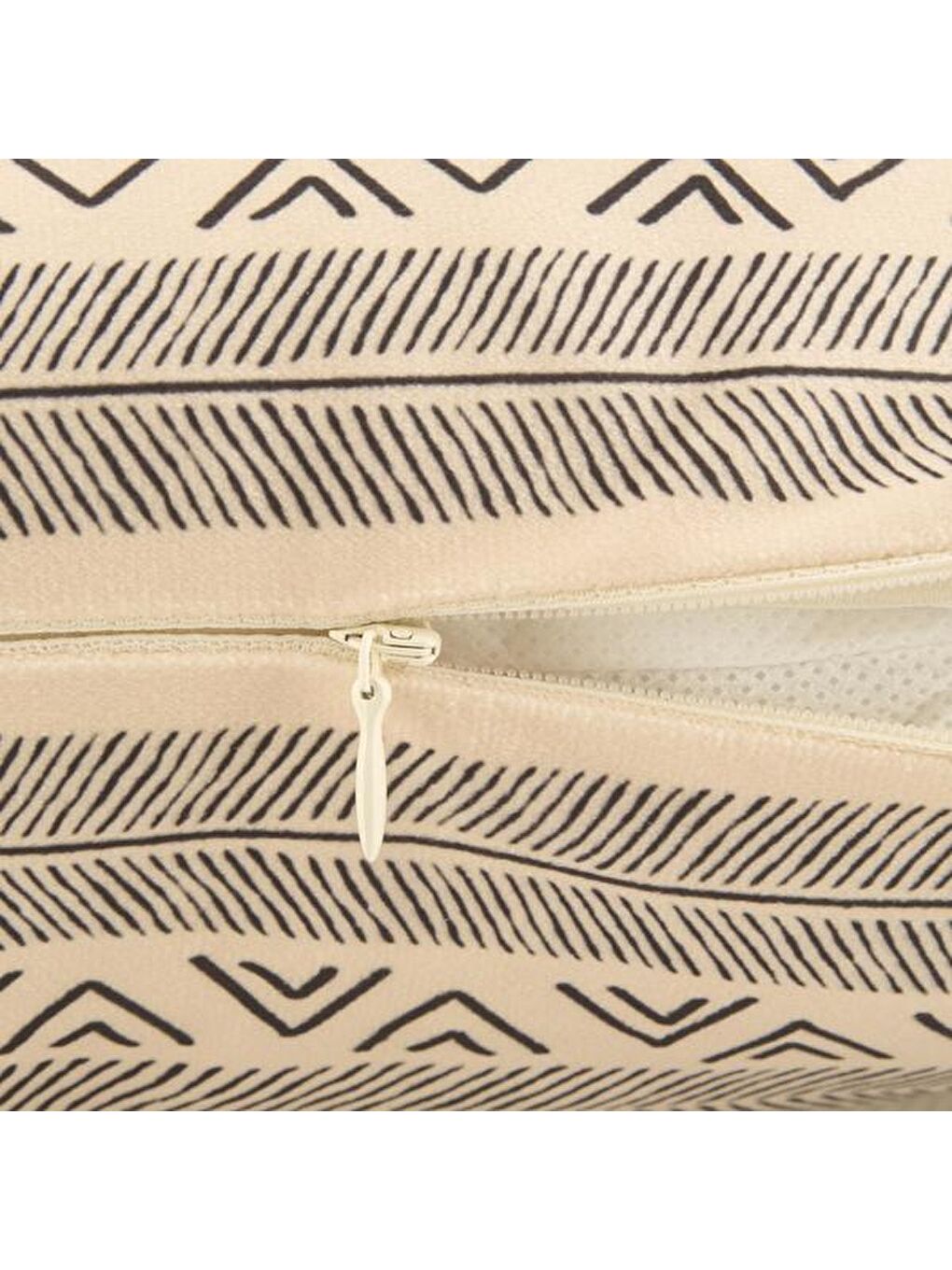 Ekru Soft Geometrik Çizgisel Desenli Kırlent - Bej - 30x50 cm-2