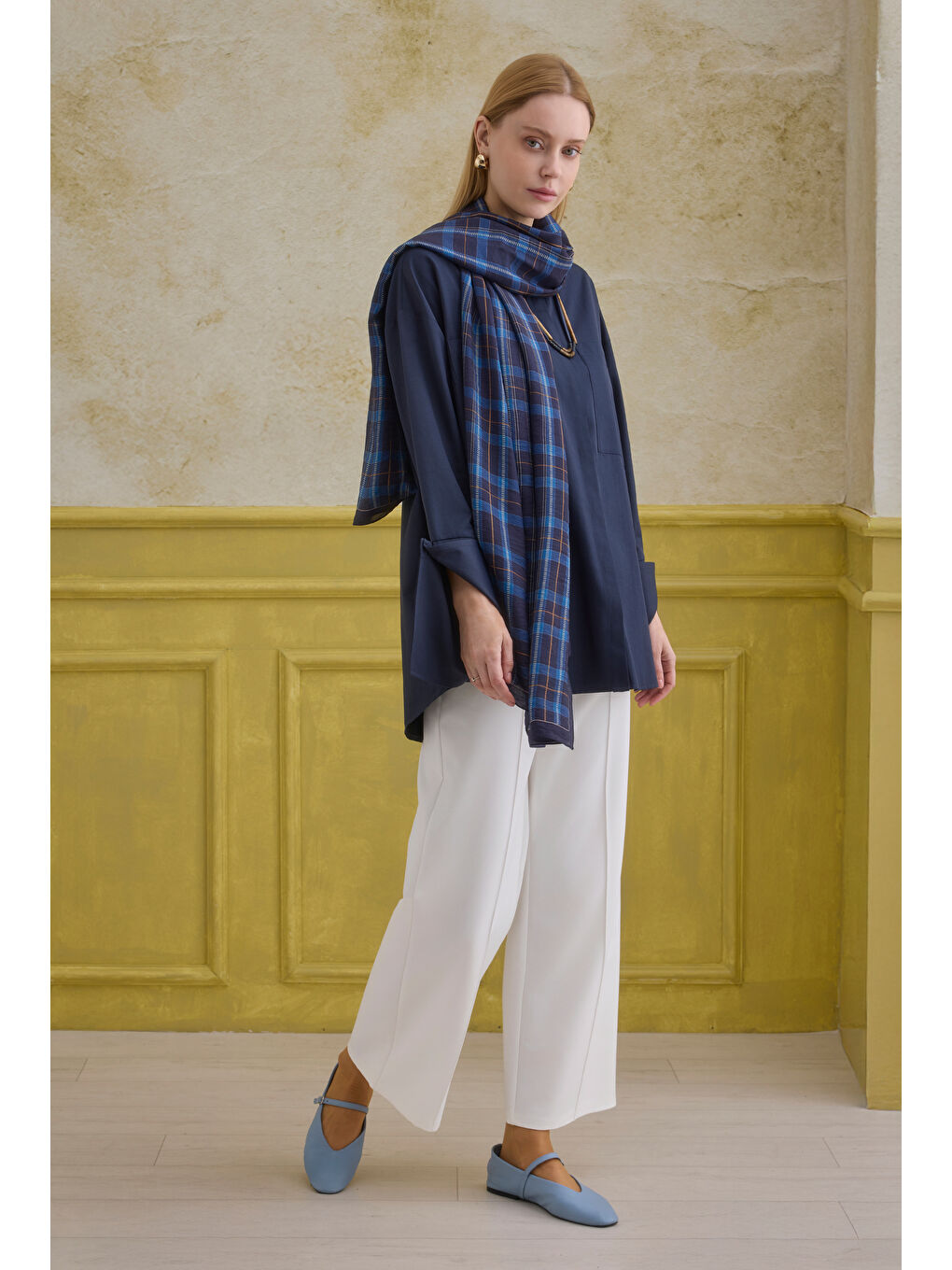 Manşet Detaylı Gömlek Lacivert-1