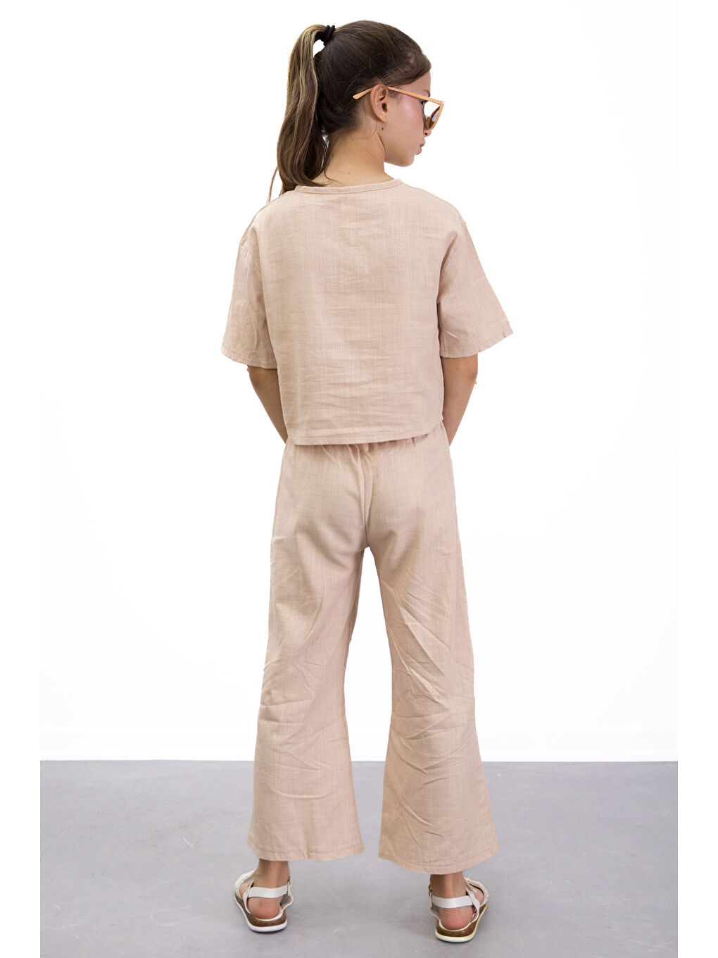 Bej Boyundan Bağlamalı Tişörtlü Kız Çocuk Pantolonlu 2li Takım 21187-4