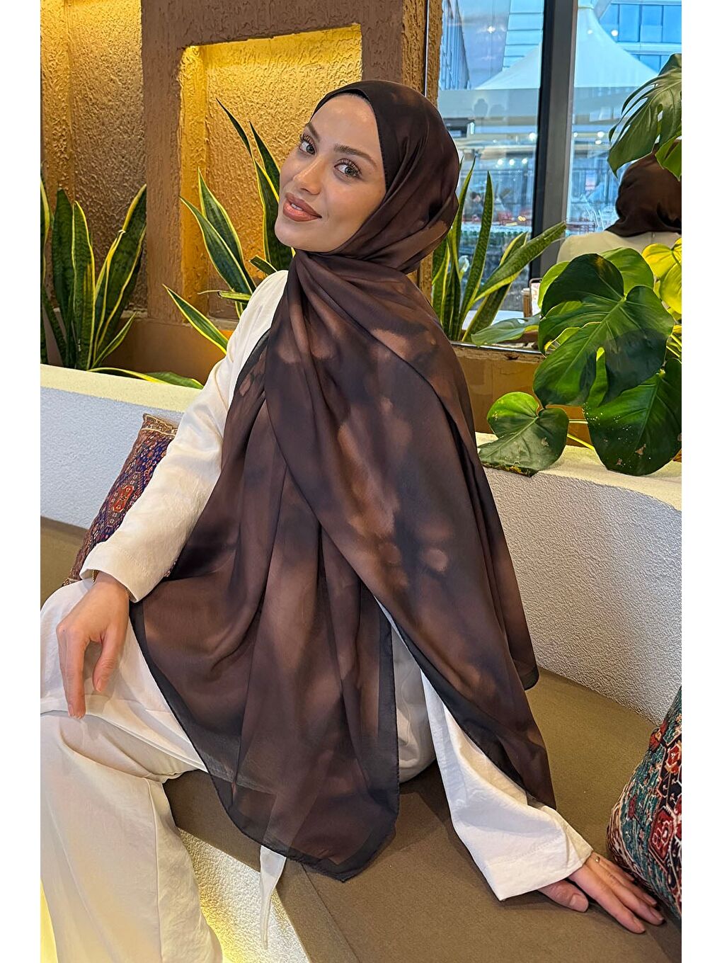 Batik Desen Soft Şal Kahverengi-1