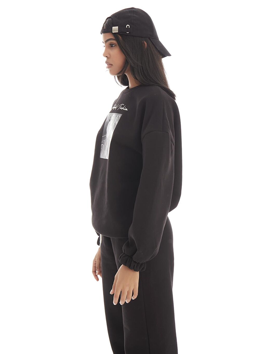 Kadın Siyah Renk Üç İplik İçi Şardonlu Önü Baskılı Sweatshirt-2