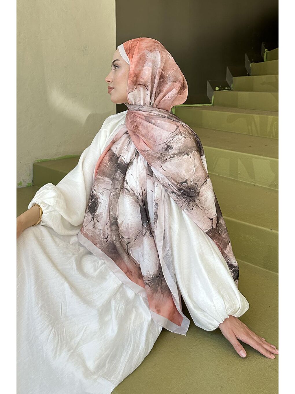 Bohem Çiçek Desen Soft Şal Bej-3