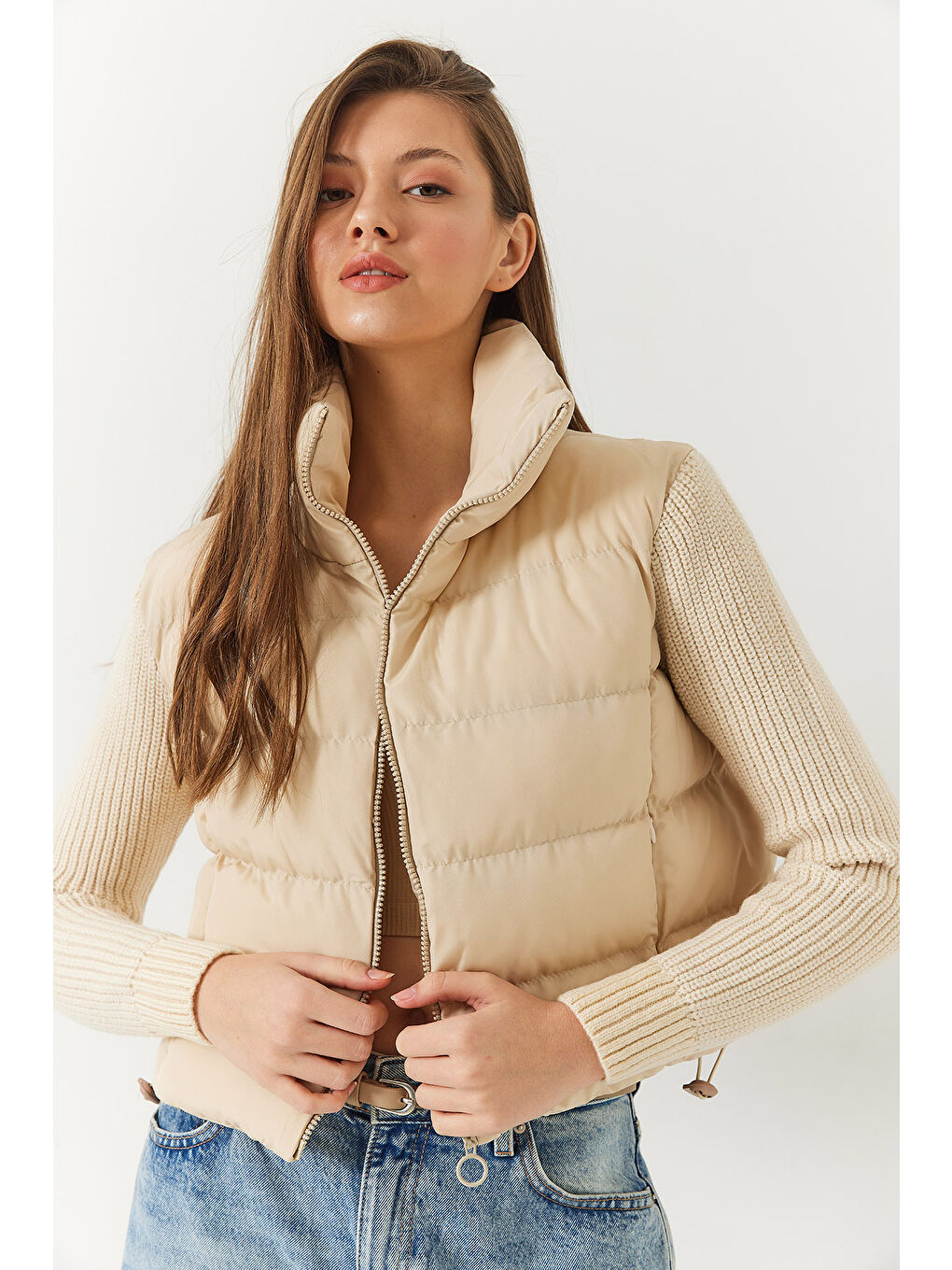 Bej Kadın Triko Kol Hakim Yaka Şişme Mont-1