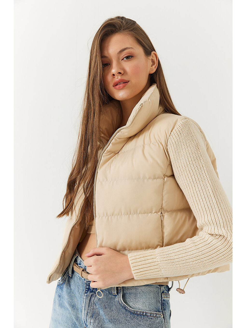 Bej Kadın Triko Kol Hakim Yaka Şişme Mont-2