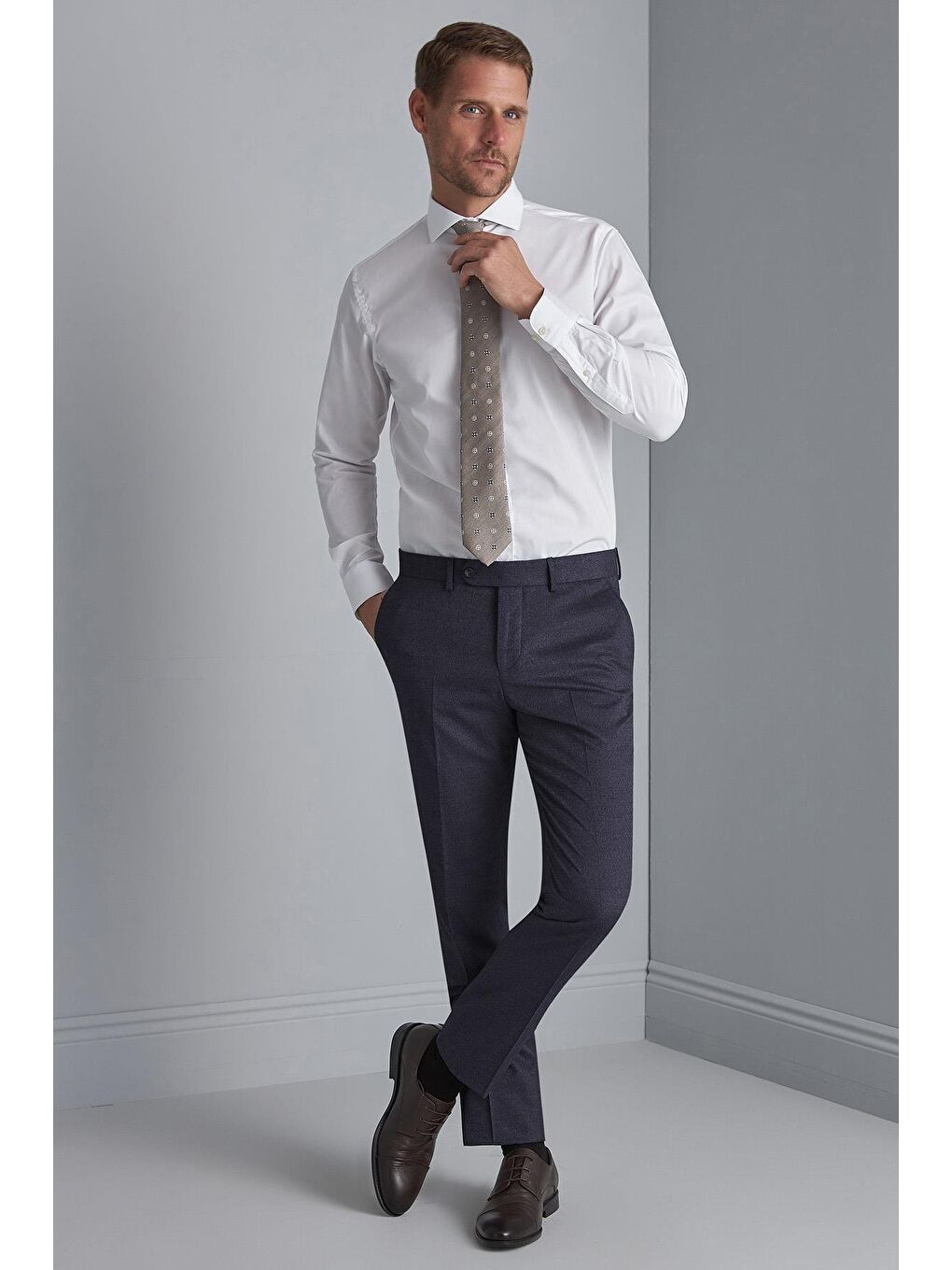 Lacivert Rahat Kalıp Normal Bel Düz Pantolon-1