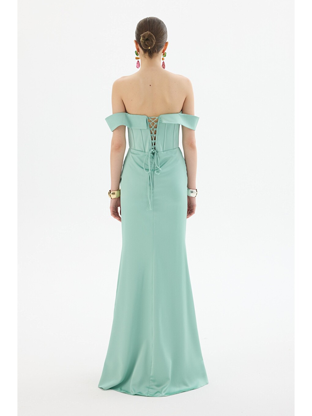 Turkuaz Çağla Düşük Kol Straplez Saten Abiye Elbise-5