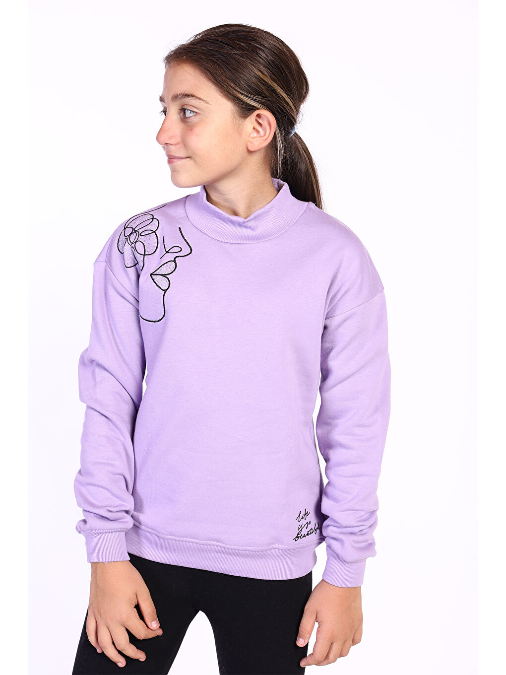 Lila Kız Çocuk Nakışlı Taş İşlemeli Balıkçı Yaka Sweatshirt