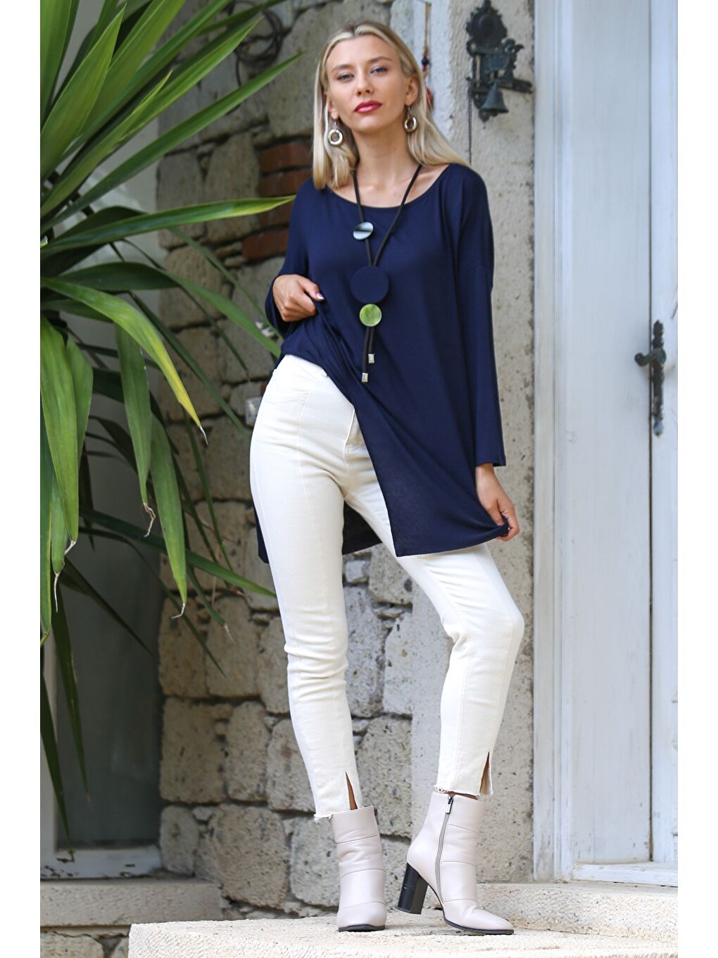 Lacivert Kayık Yaka Uzun Kol Örme Asimetrik Casual Bluz-6