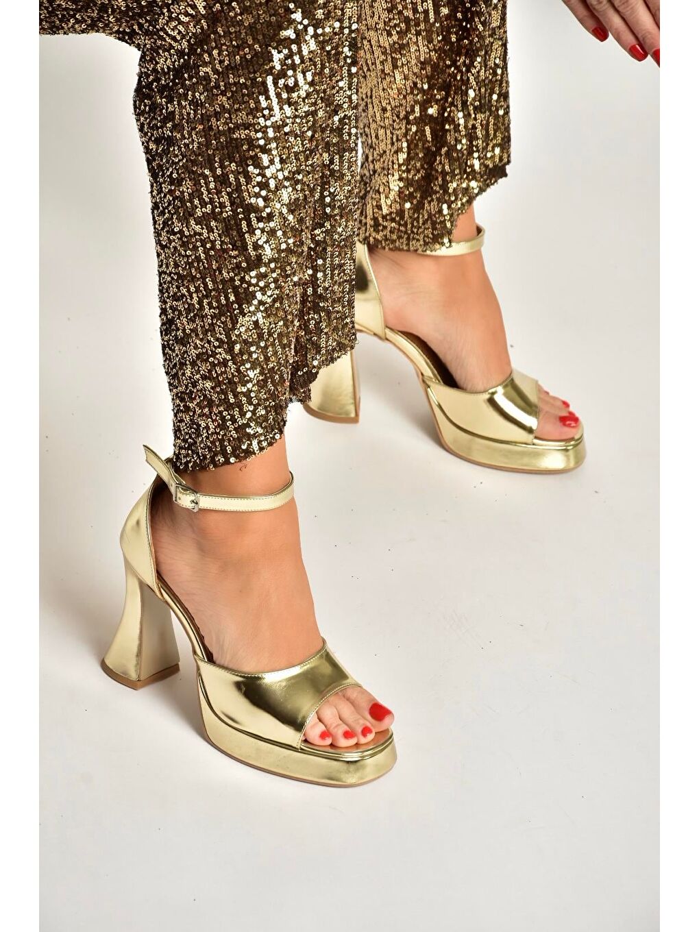 Sarı Altın Kadın Topuklu Ayakkabı Y404850209-2