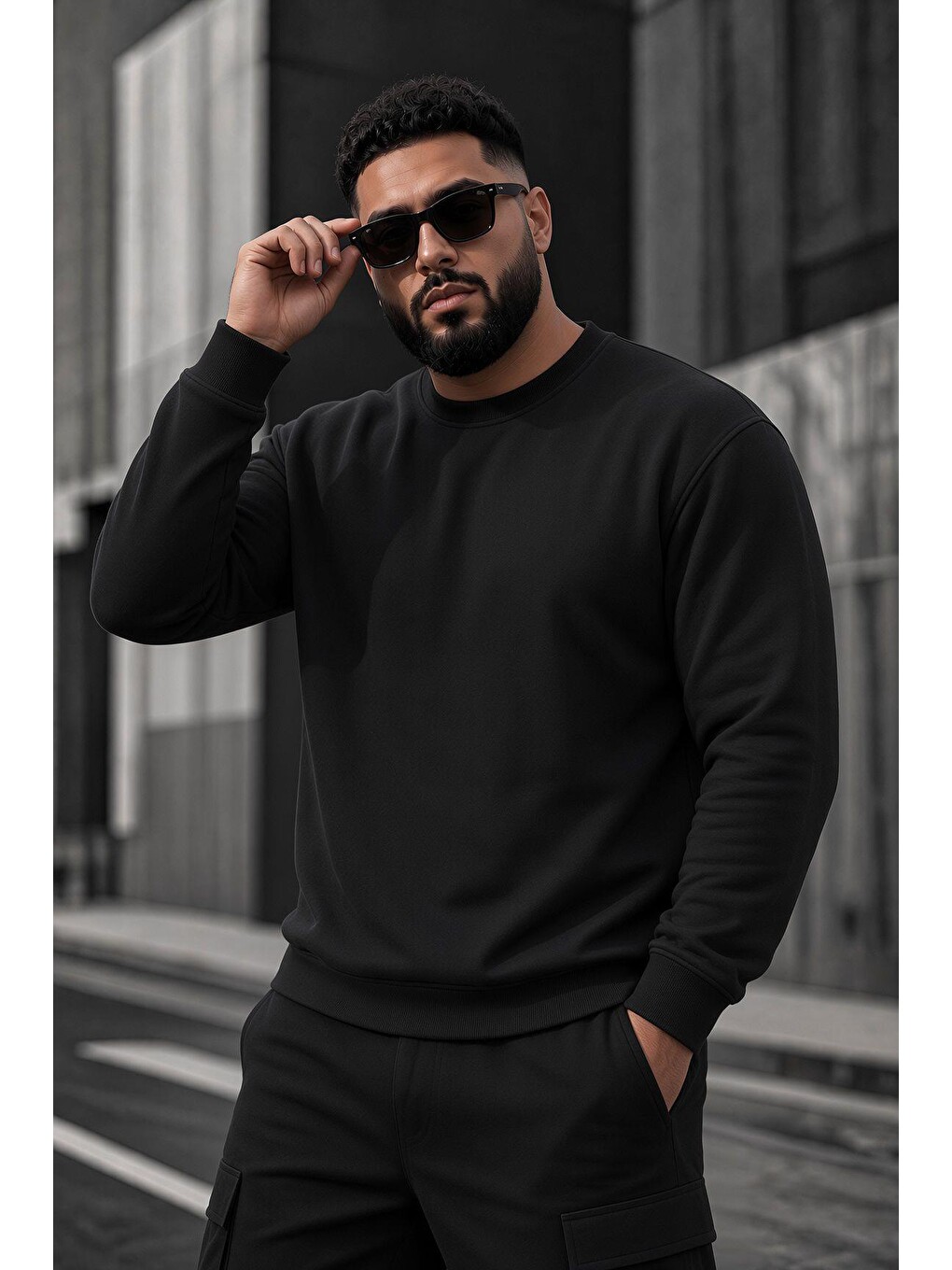 Siyah John Erkek İki İpli Şardonlu Düz Renk Günlük Battal Büyük Beden Bisiklet Yaka Sweatshirt-1