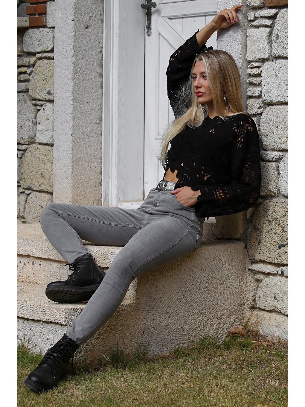 Siyah Kayık Yaka Uzun Kol Triko Casual Bluz-3