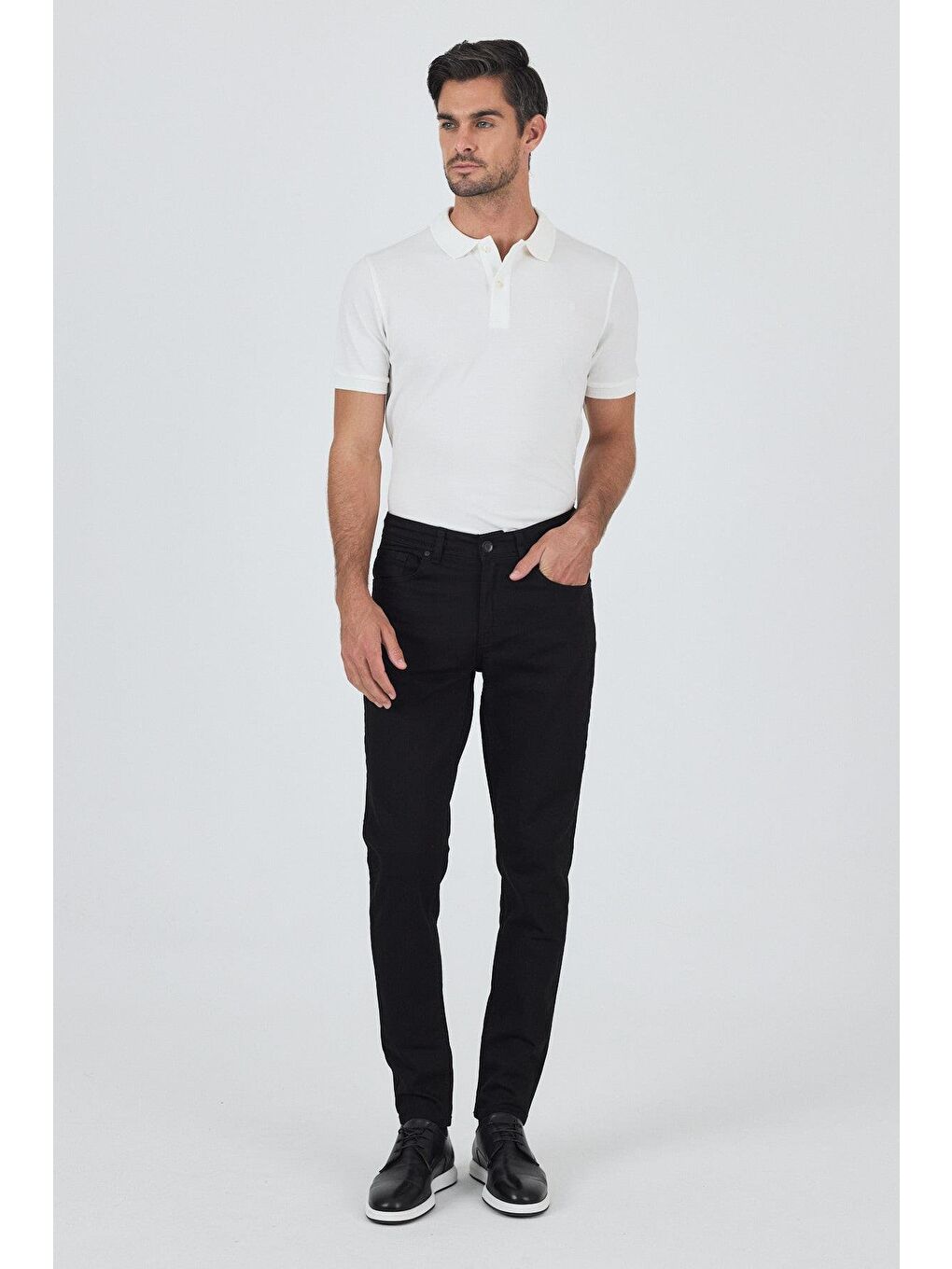 Siyah Gabardin 5 Cep Düz Paça Casual Slim Fit Pamuklu Denim Pantolon 1023250158-1