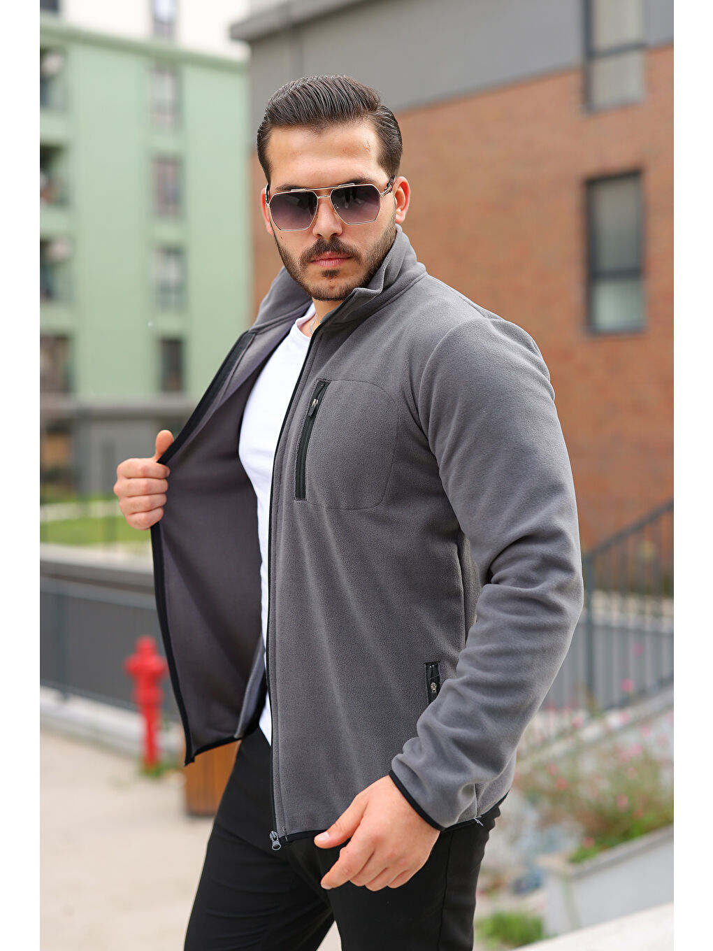 Gri Erkek Kışlık Trend Fermuarlı Cepli Füme Polar Hırka