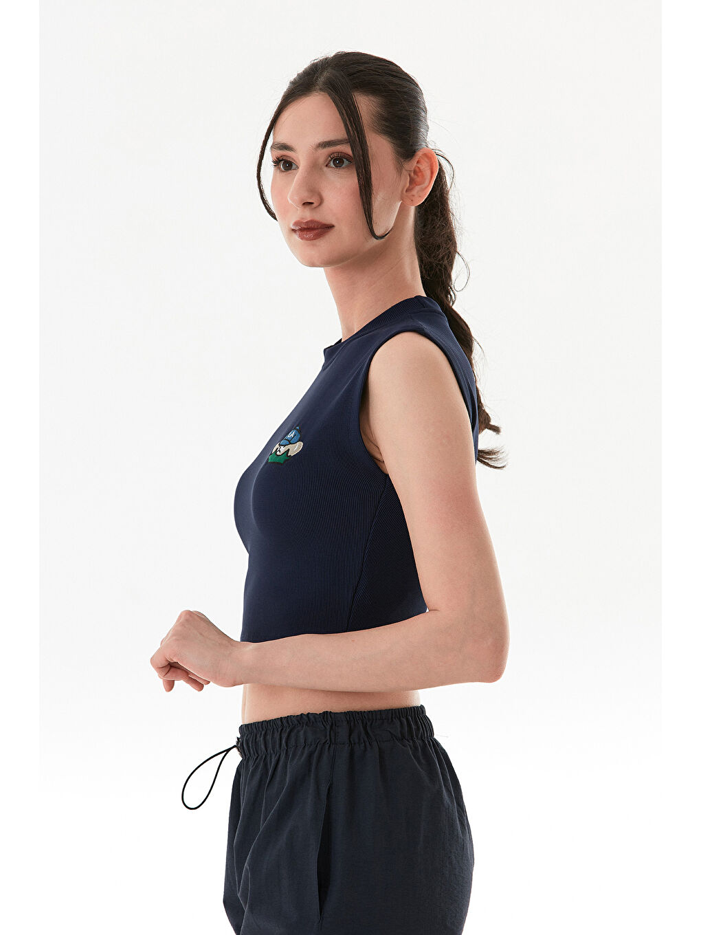 Lacivert Fitilli Ayıcık Nakışlı Elastanlı Crop Tşört-3