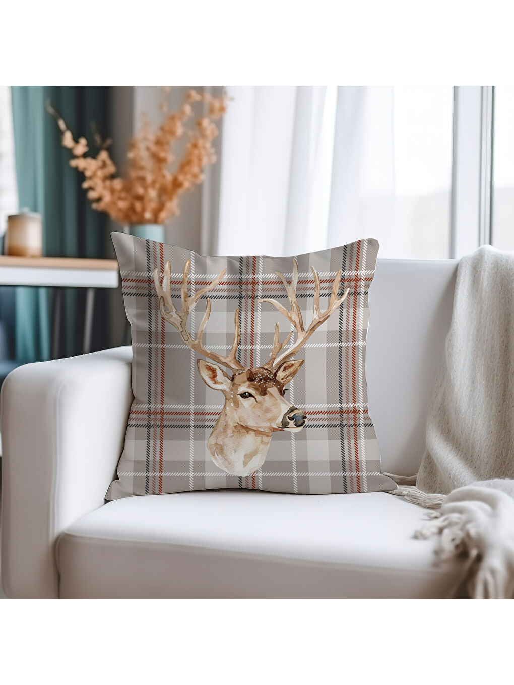 Bej Dekoratif Kırlent Kılıfı, Suluboya Geyik Desenli, 43x43 cm Çift Taraflı Baskılı Kadife-2