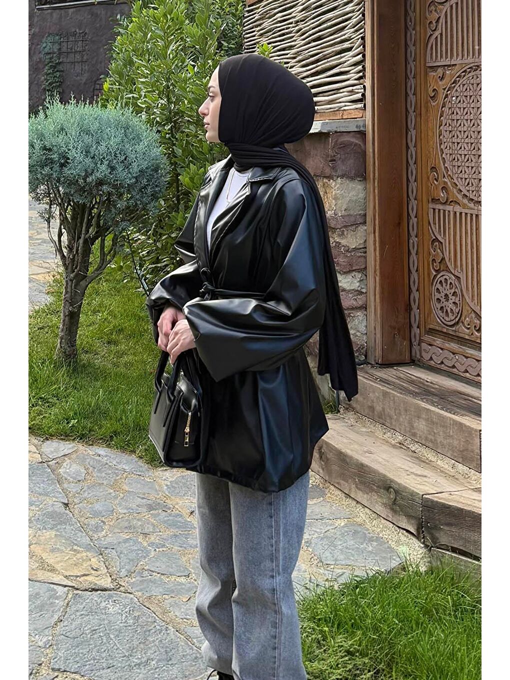 Bağlama Detaylı Deri Ceket Siyah-1