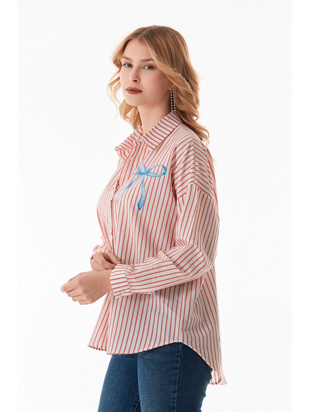 Kırmızı Çizgili Kurdele Baskılı Arkası Uzun Salaş Gömlek-3