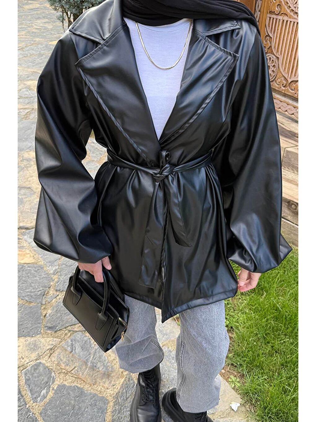 Bağlama Detaylı Deri Ceket Siyah-2