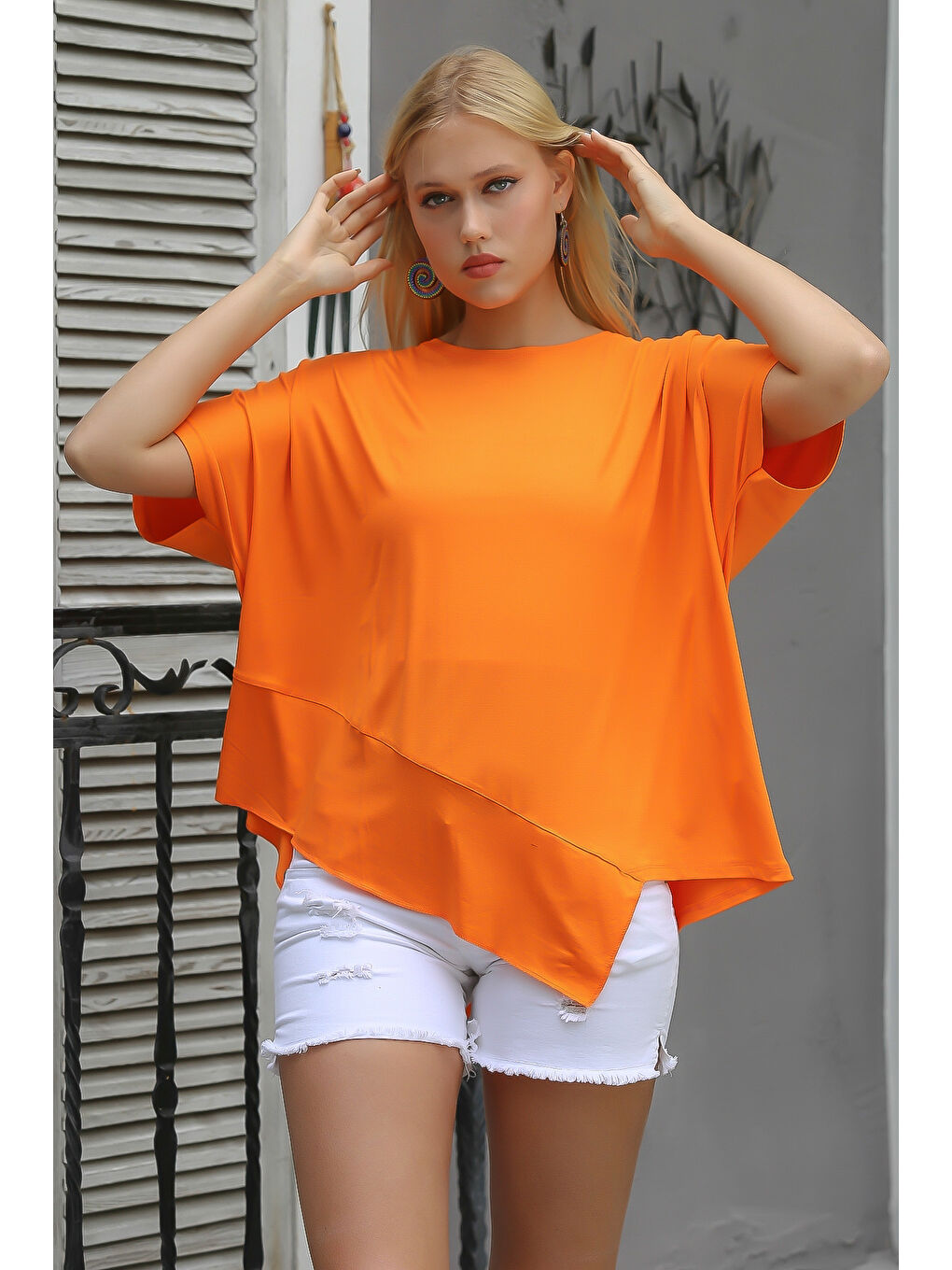 Turuncu Yuvarlak Yaka Yarasa Kol Örme Asimetrik Bluz
