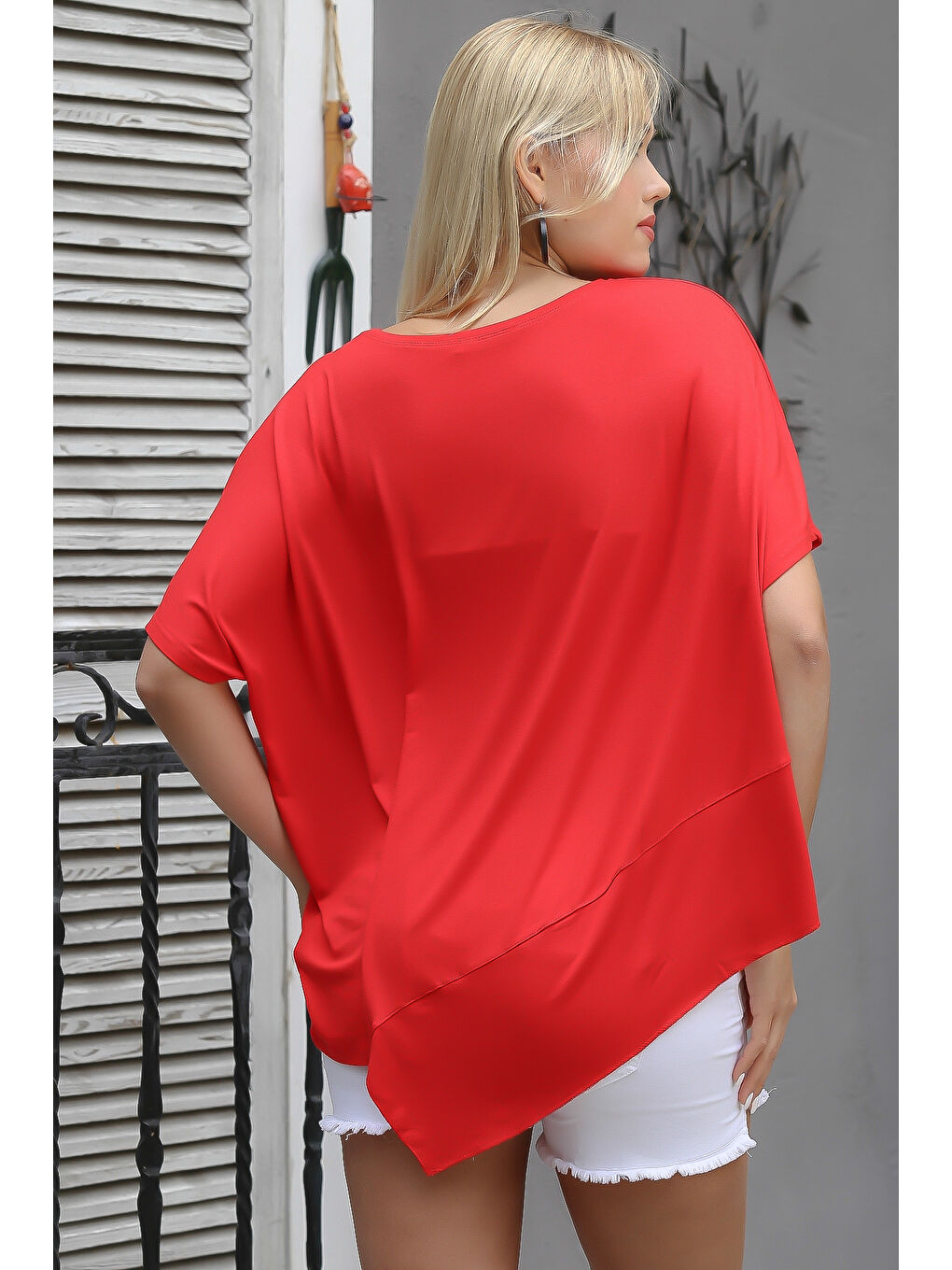 Kırmızı Yuvarlak Yaka Yarasa Kol Örme Asimetrik Bluz-1