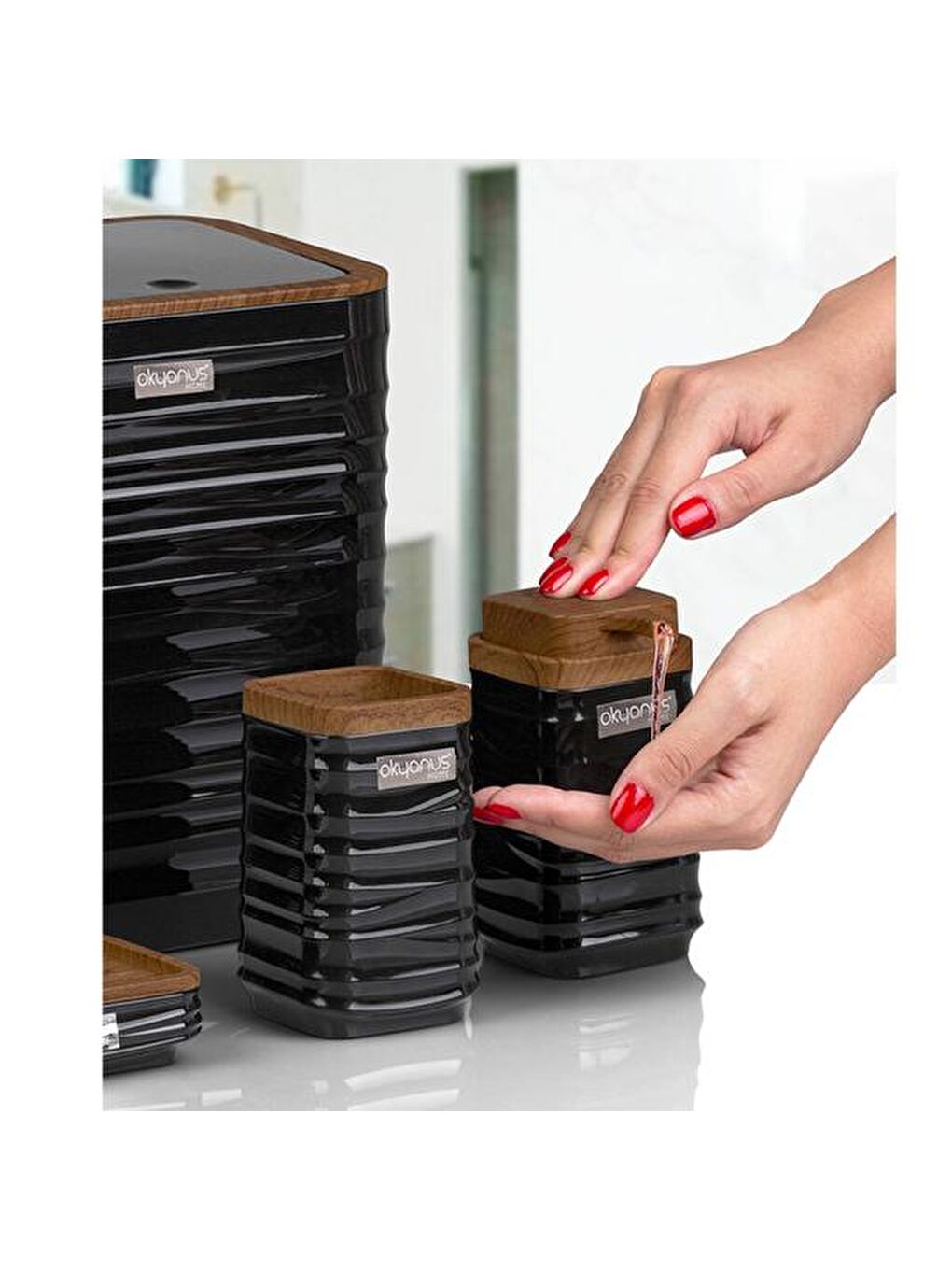 Luna Ahşap Görünümlü Kare 5’li Banyo Seti - Siyah / Kahverengi-1