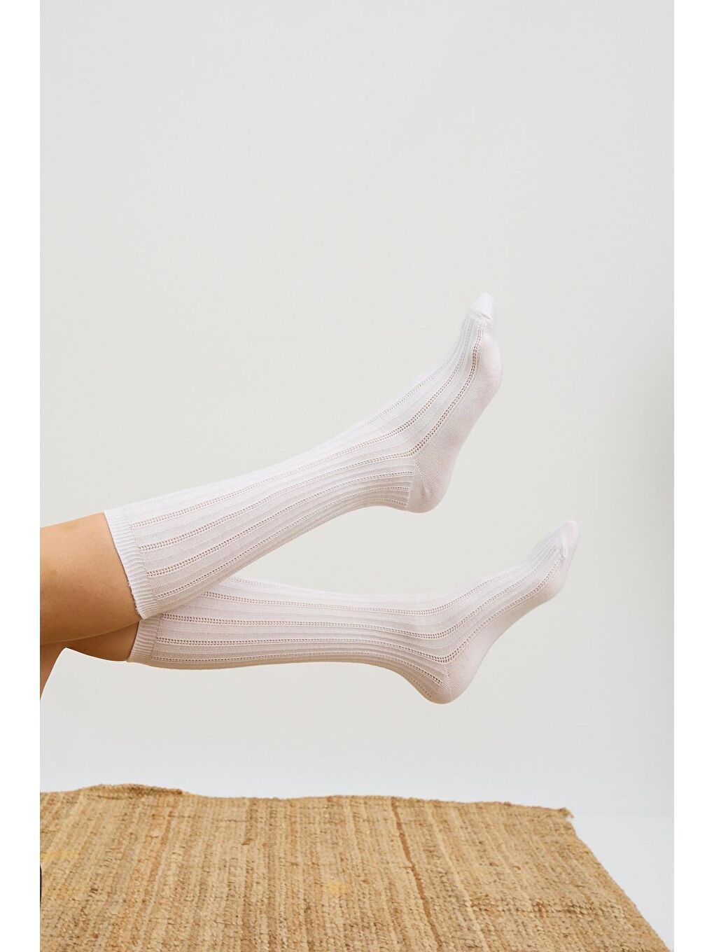 Kadın Dizaltı Çorap Beyaz-1