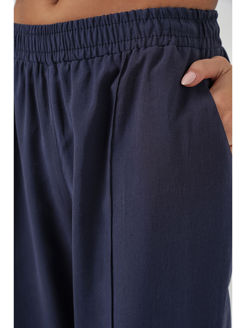 Kadın Beli Lastikli Bol Paça Pantolon 30087 - Lacivert-4