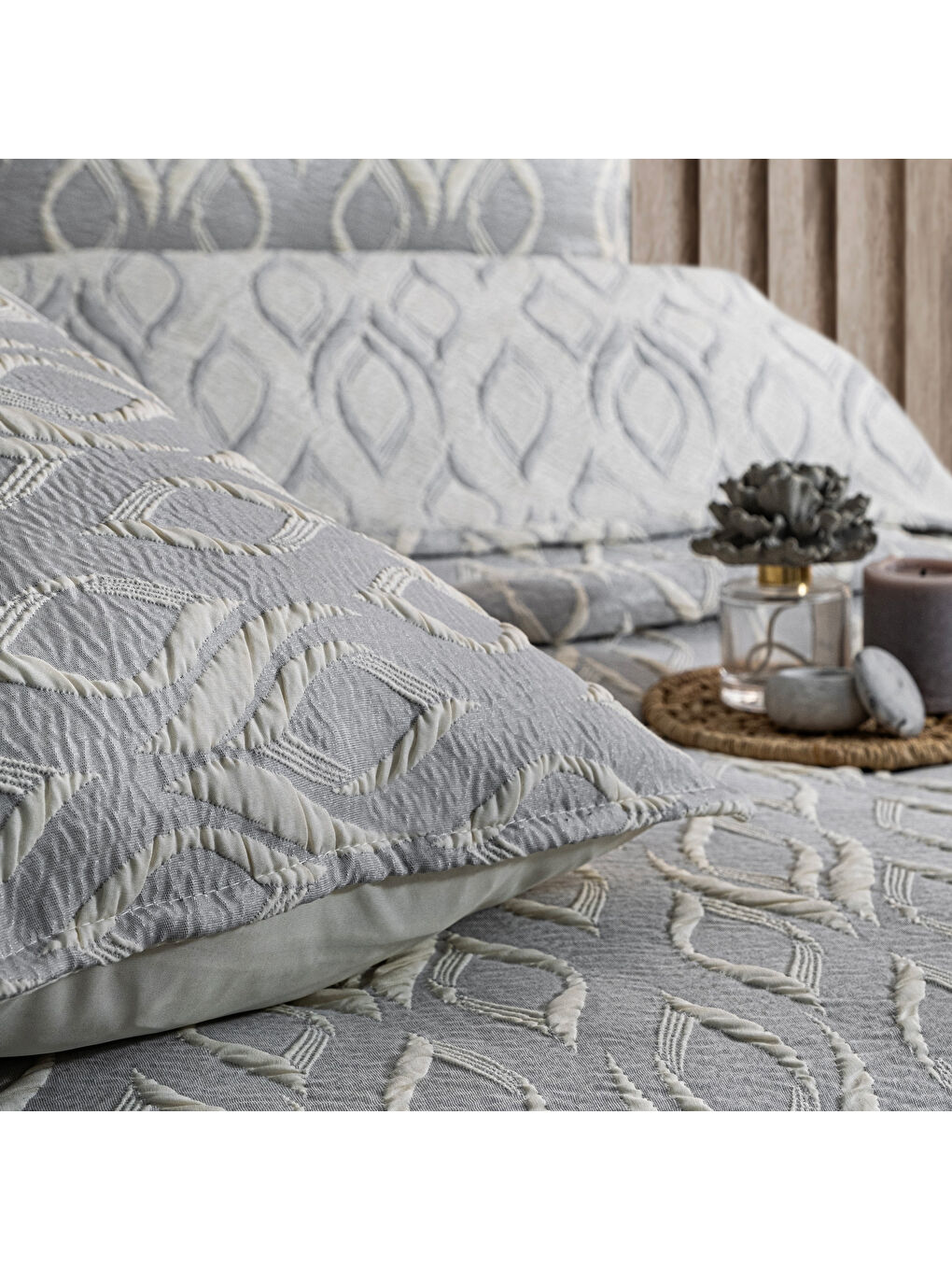 Gri Home Duo Yatak Örtüsü-4