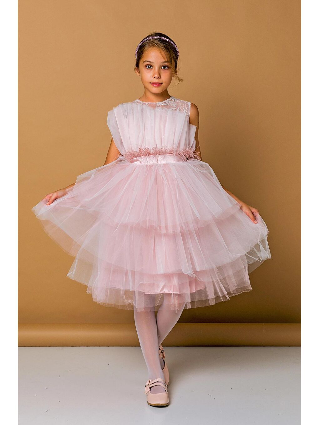 Pembe Fırfırlı Tüylü Abiye 2261