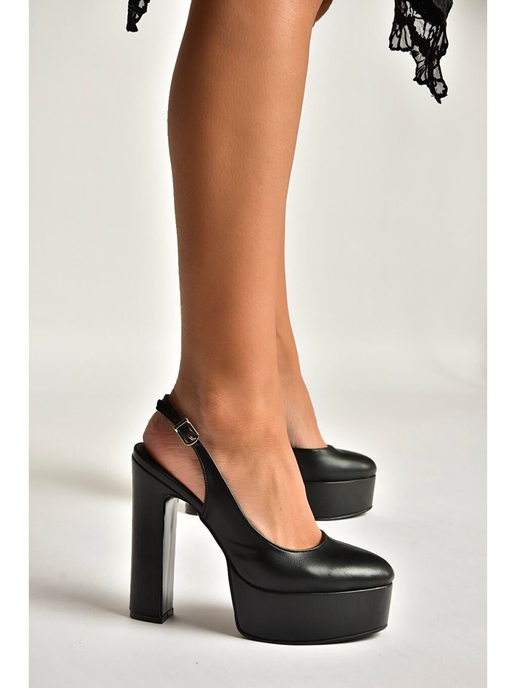 Siyah Kadın Topuklu Ayakkabı Y246195109-1