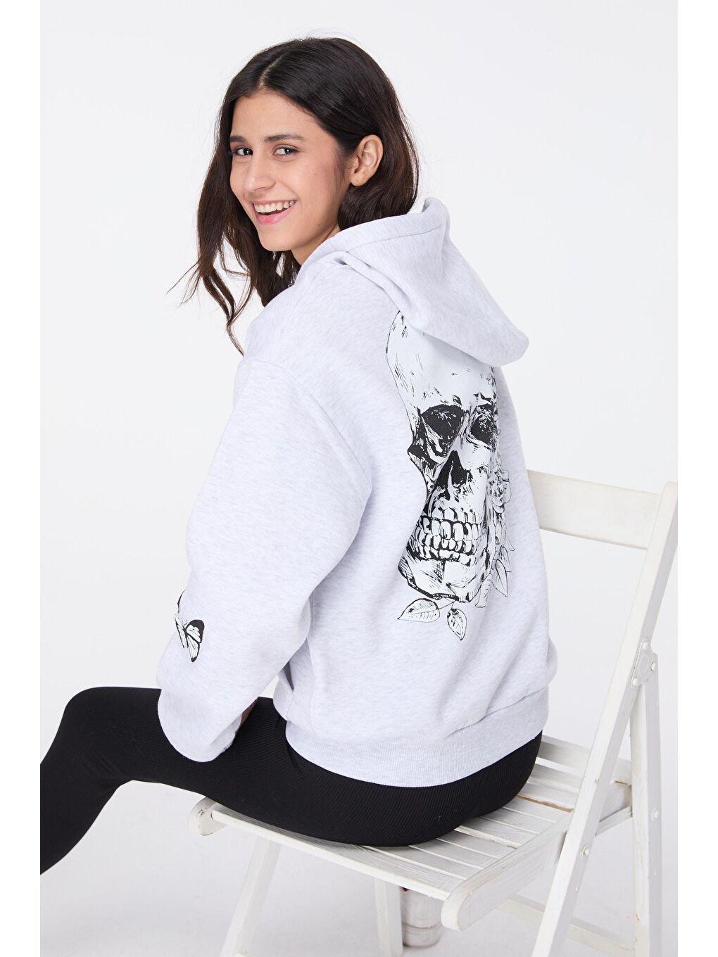 Kapüşonlu Yaka Kadın Gri Kapüşonlu Sweat - 23611