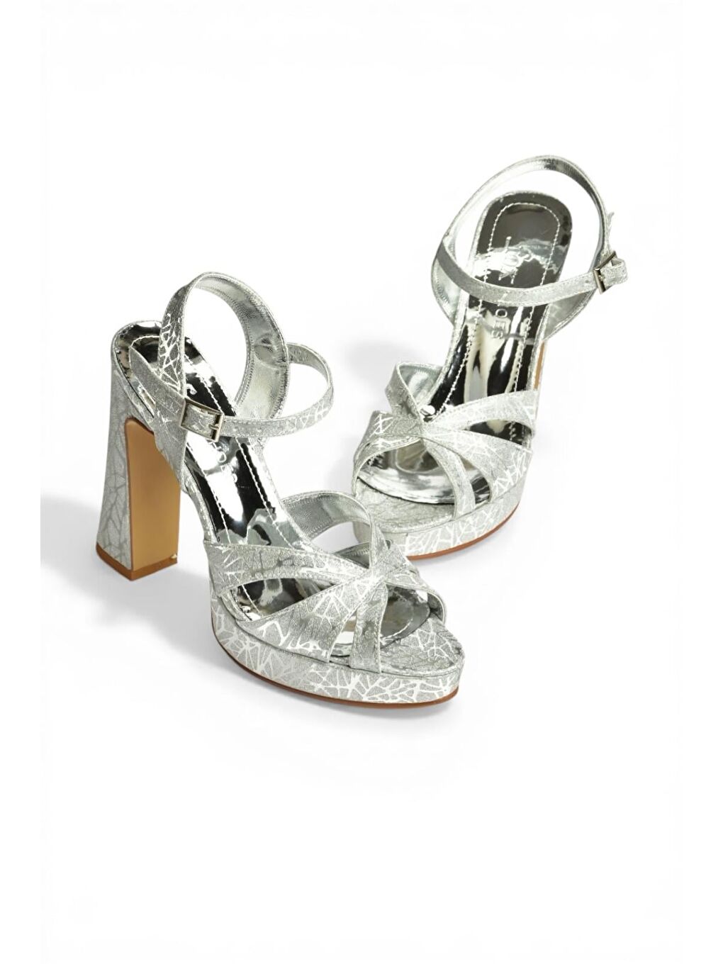 Gri Gümüş Kadın Topuklu Ayakkabı Y246170214-3